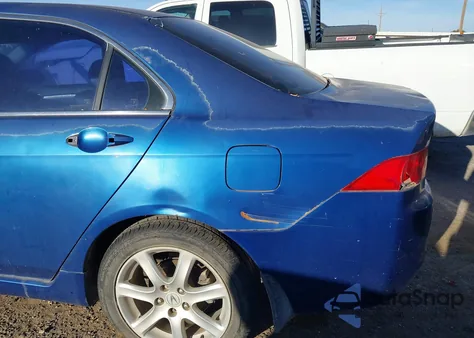 2004 Acura Tsx from USA, damaged, VIN JH4CL96894C023656